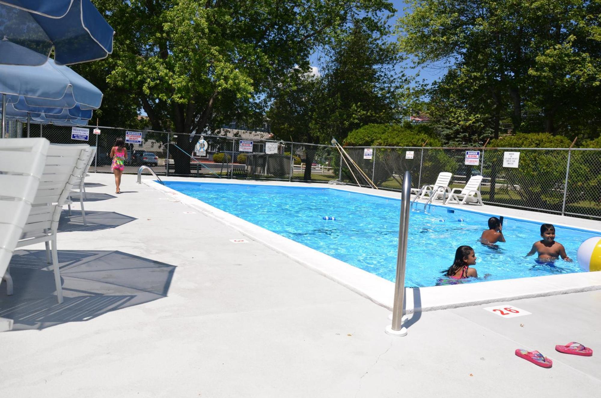 Beachway Motel Salisbury Exterior photo